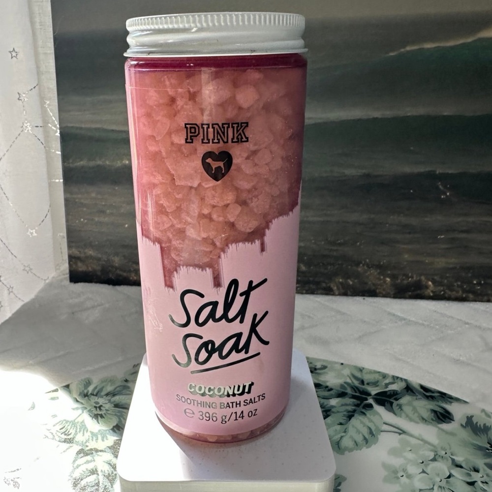 New Victorias Secret Pink Bath Body Salt Soak Soothing Bath Salts Coconut